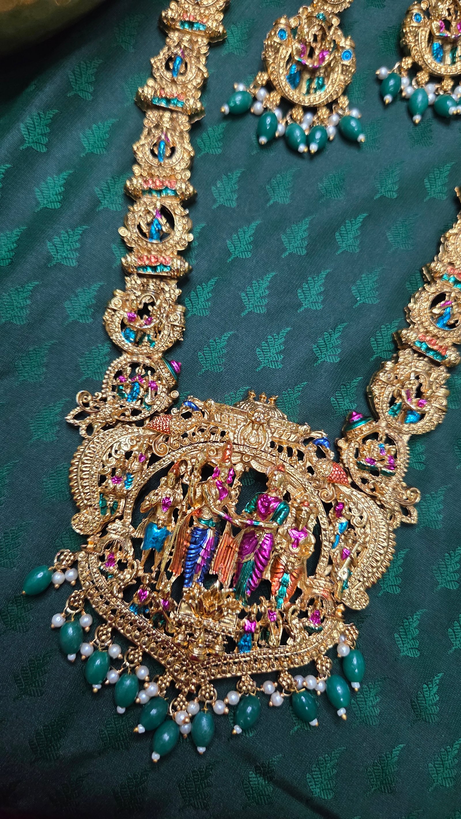 Royal Srinivasa Haram & Earrings DC 07