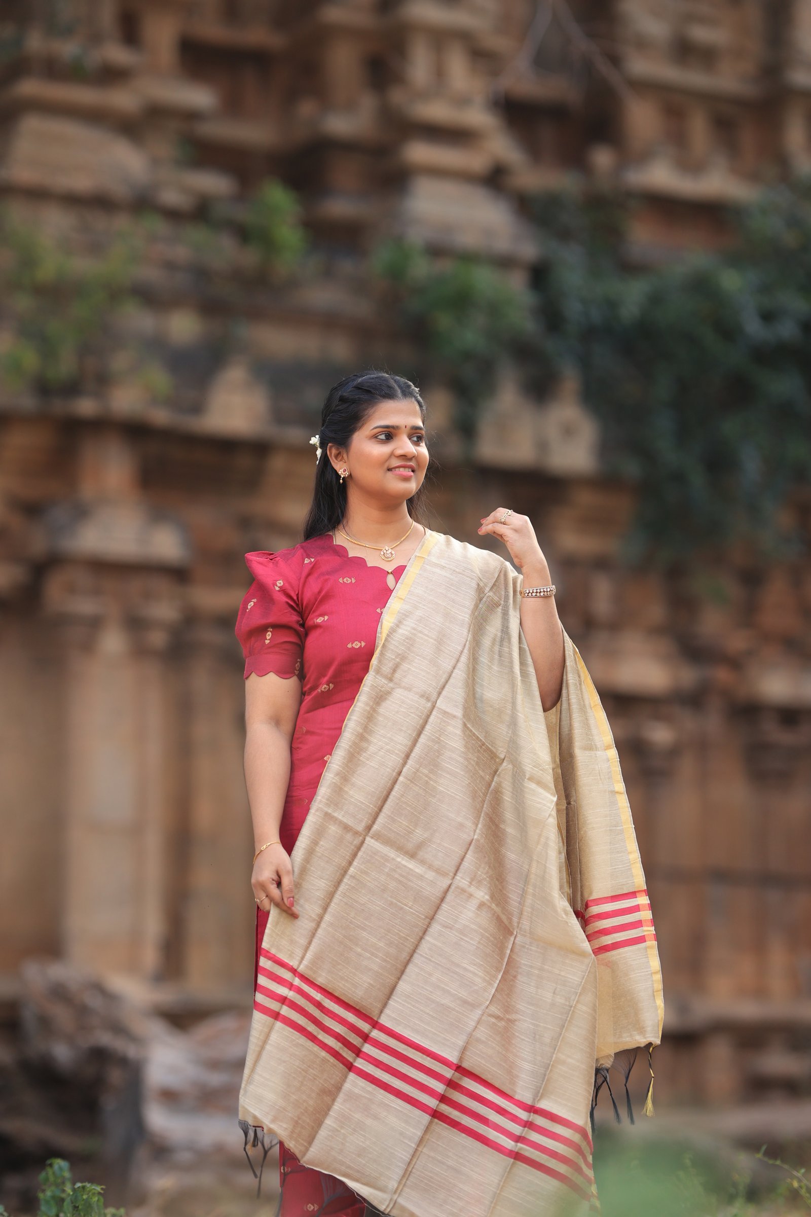 Red kurta set