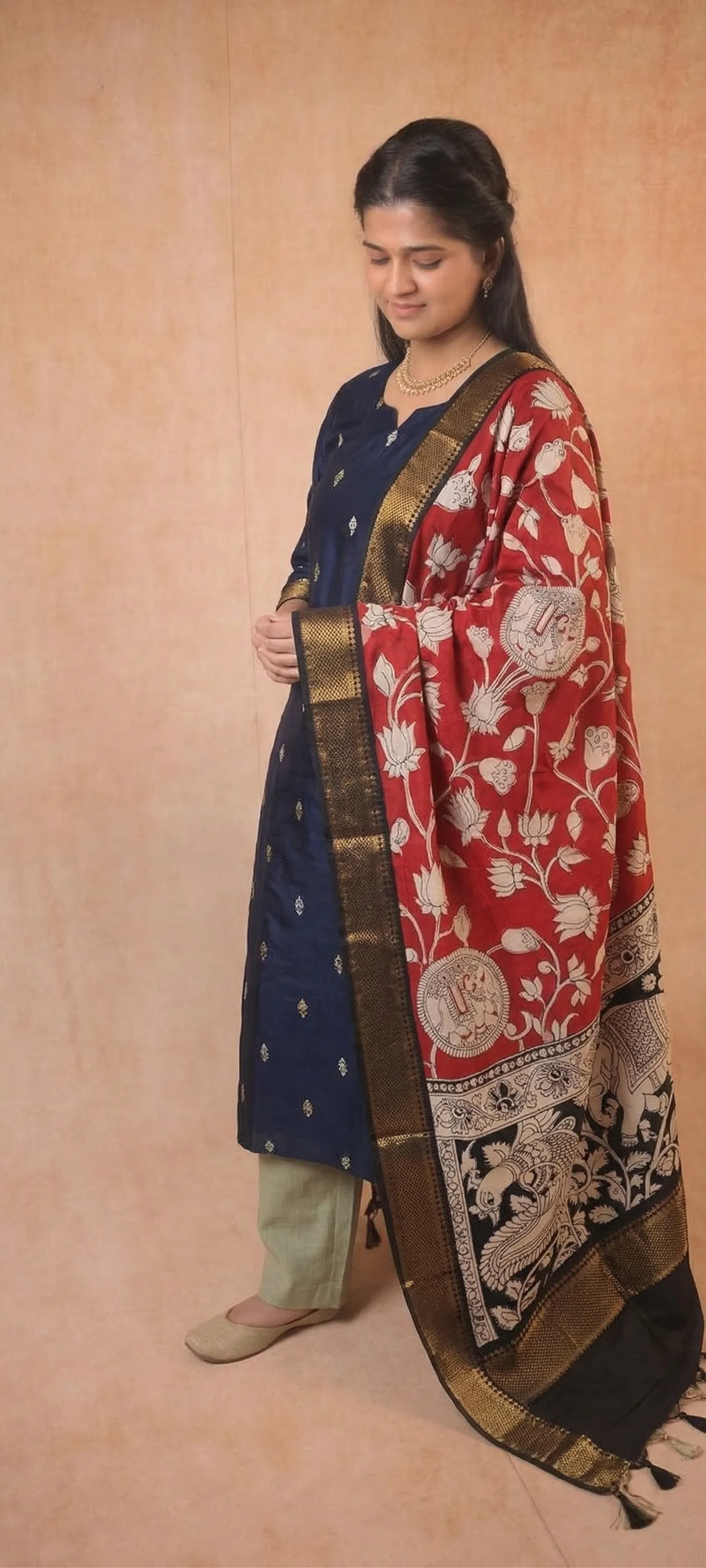Black kurta with kalamkari shawl