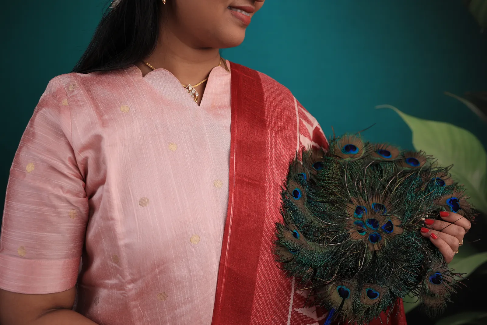 Onion Pink kurta with Red shawl