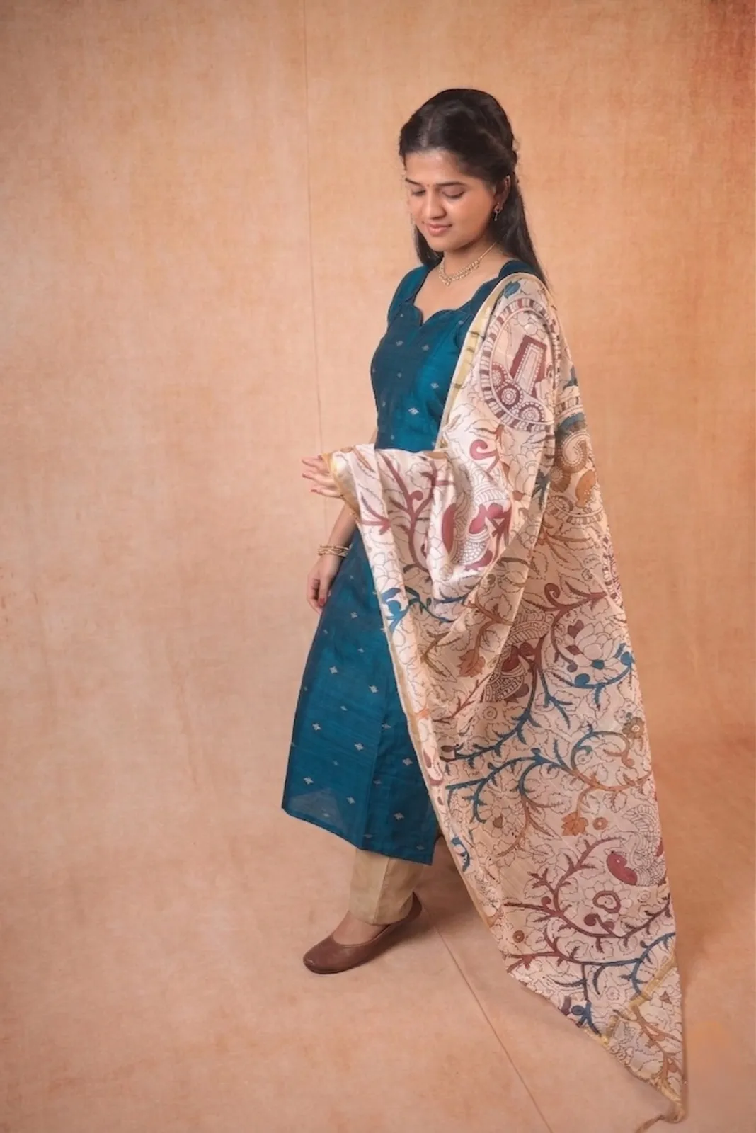 Teal Blue kurta set with Kalamkari Shawl