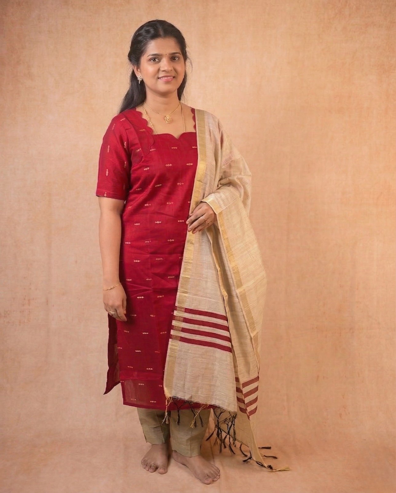 Red kurta with Shawl