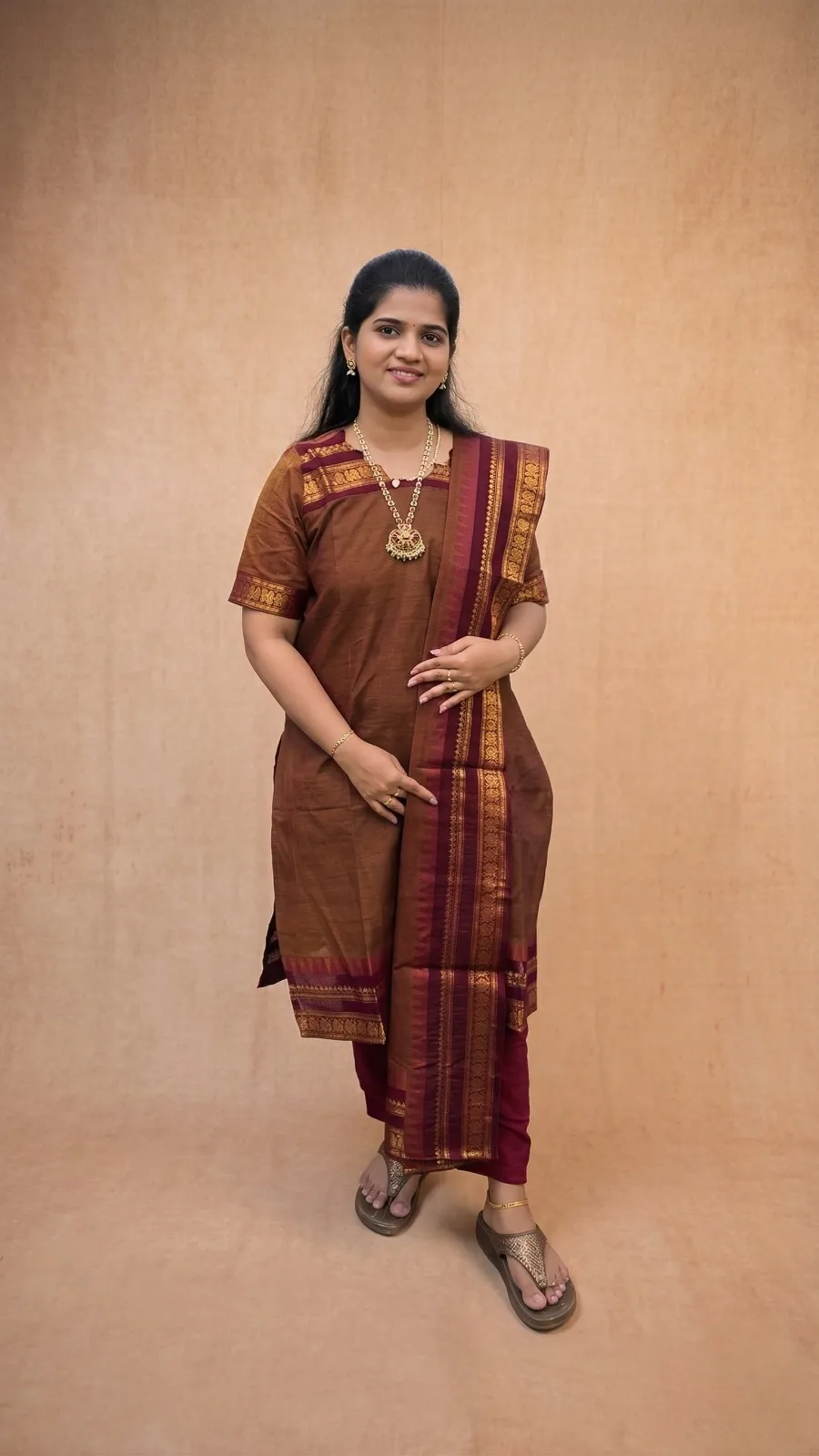 Brown Kurta with Maroon Shawl