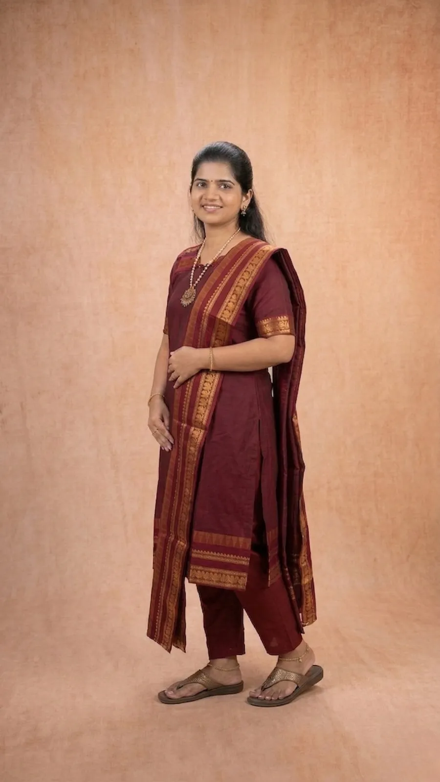 Maroon Kurta with Maroon Shawl